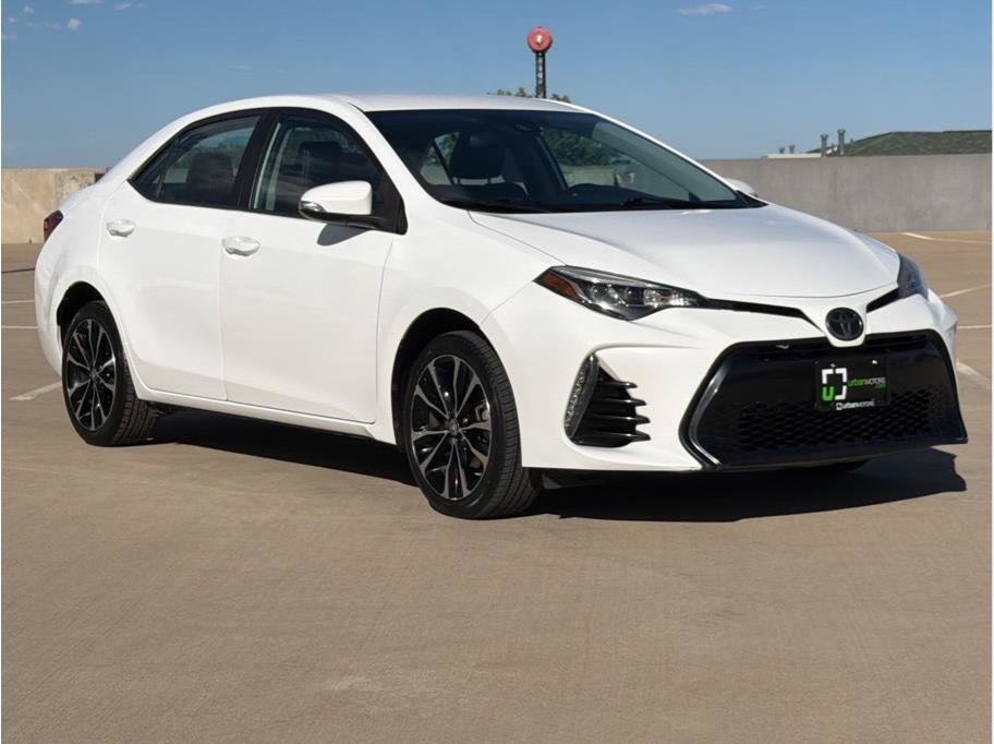 Used 2017 Toyota Corolla SE FWD image 4