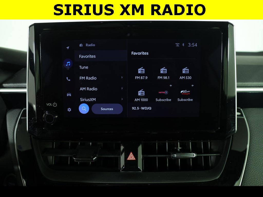 Used 2025 Toyota Corolla SE image 9