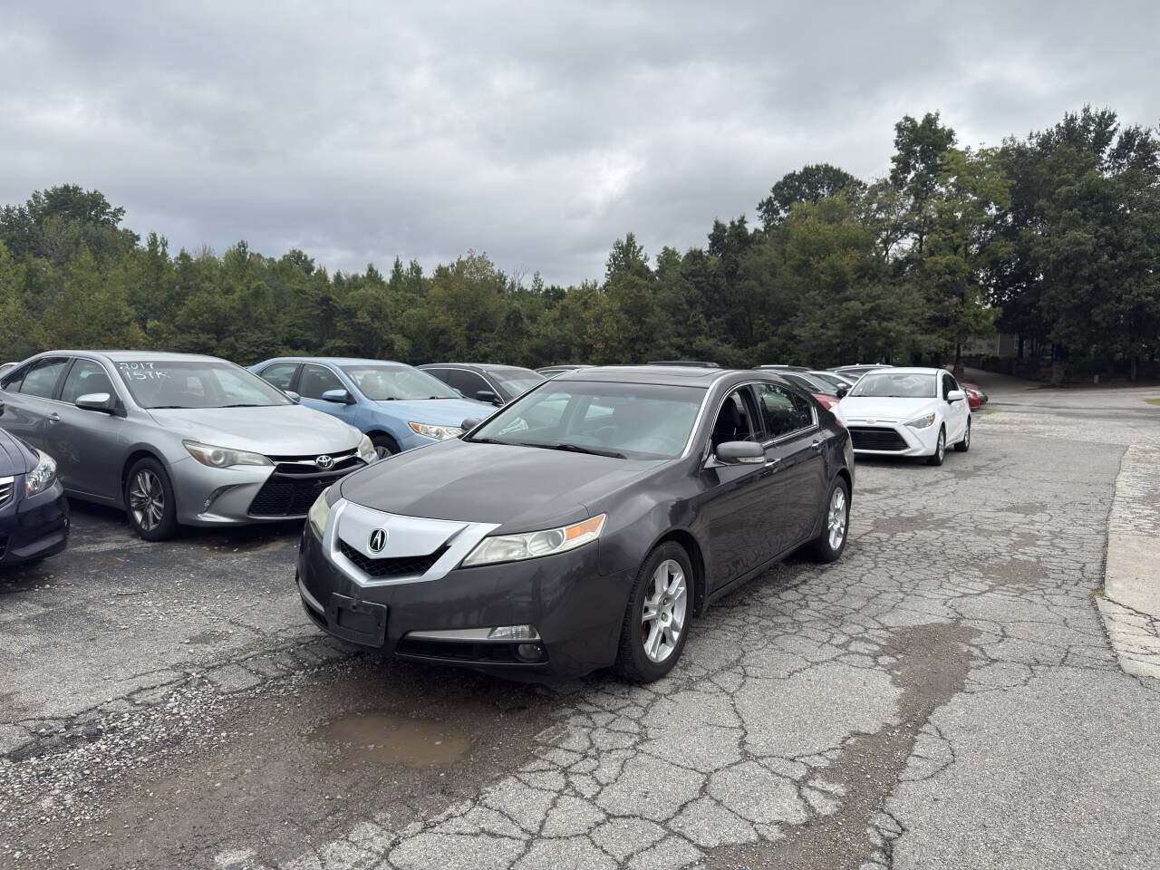 Used 2010 Acura TL w/ Technology Package FWD image 2