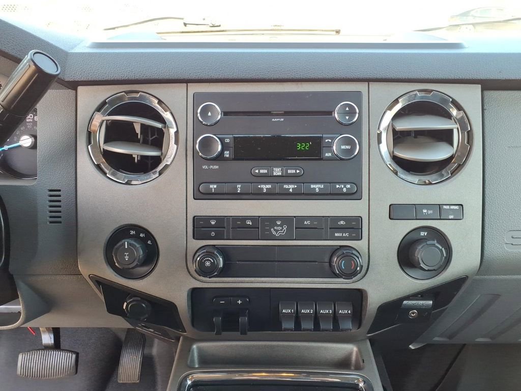 Used 2012 Ford F250 XLT w/ XLT Premium Pkg image 11