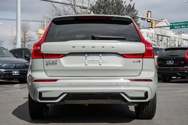 Used 2024 Volvo XC60 B5 Plus image 6