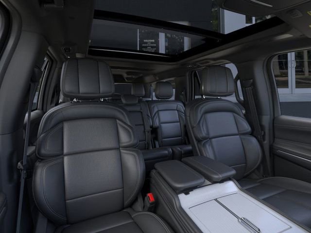 New 2025 Lincoln Navigator L Reserve w/ Jet Appearance Package image 10