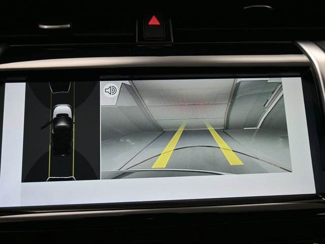 Used 2023 Land Rover Discovery Sport S R-Dynamic image 4