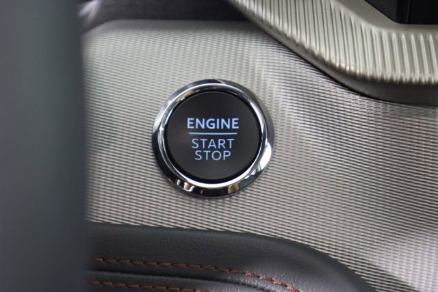 Certified 2025 Ford Explorer Active w/ Active Comfort Package image 43