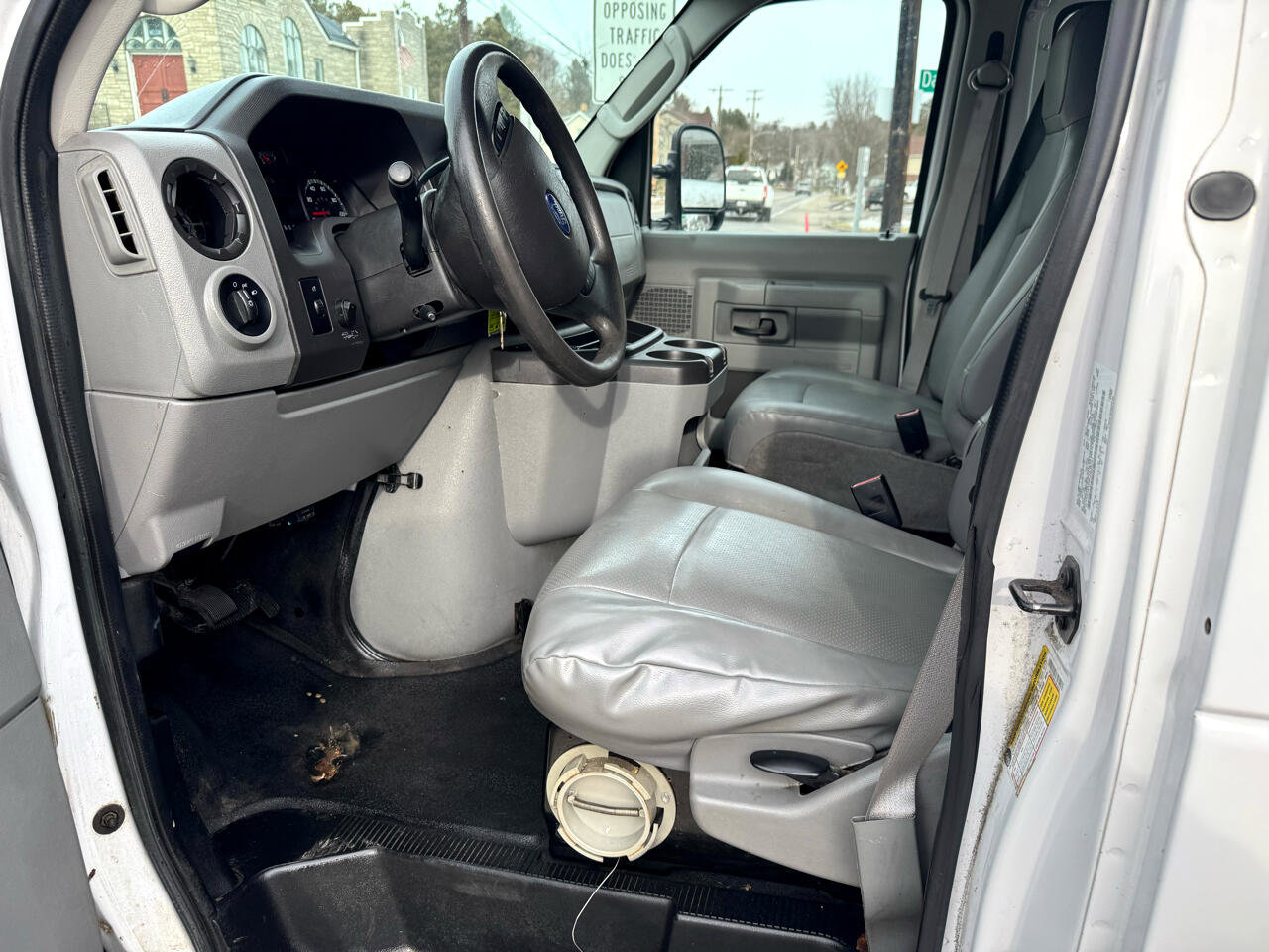 Used 2012 Ford E-250 and Econoline 250 w/ Insulation Pkg RWD image 21