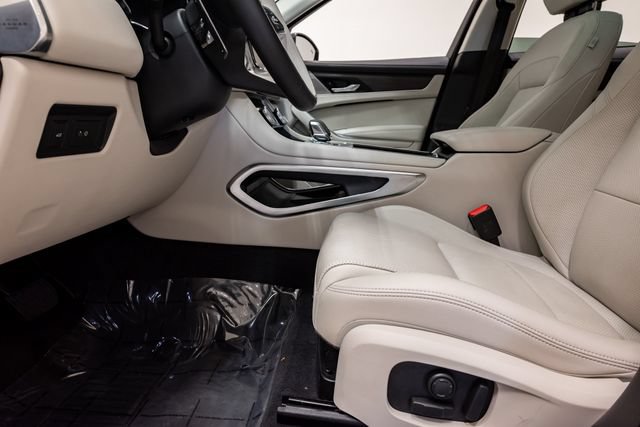 Used 2023 Jaguar F-PACE S AWD/4WD image 11