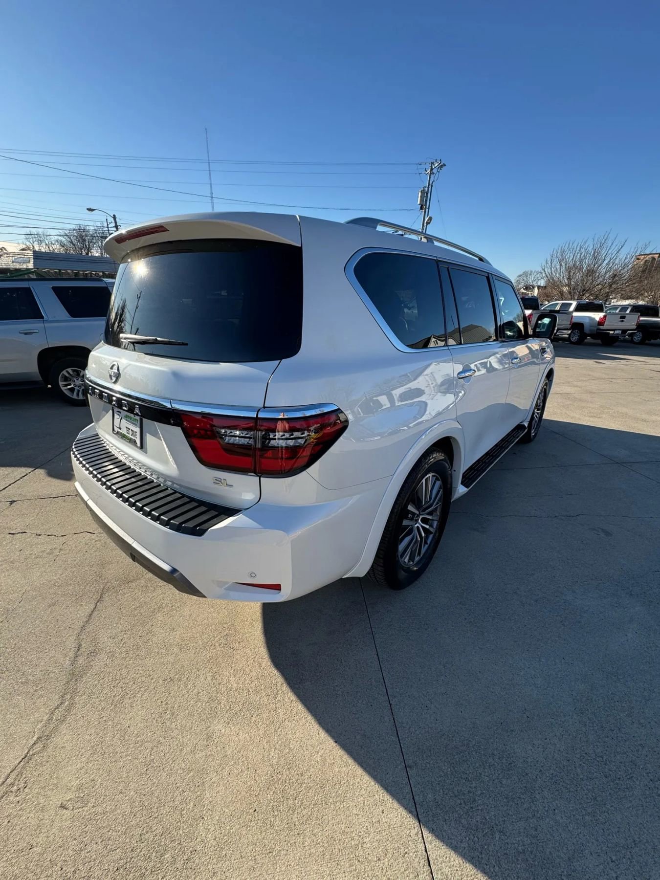 Used 2024 Nissan Armada SL w/ Captain's Chairs Package image 46