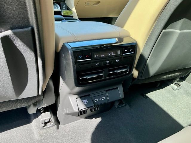 Certified 2023 Acura MDX SH-AWD image 11