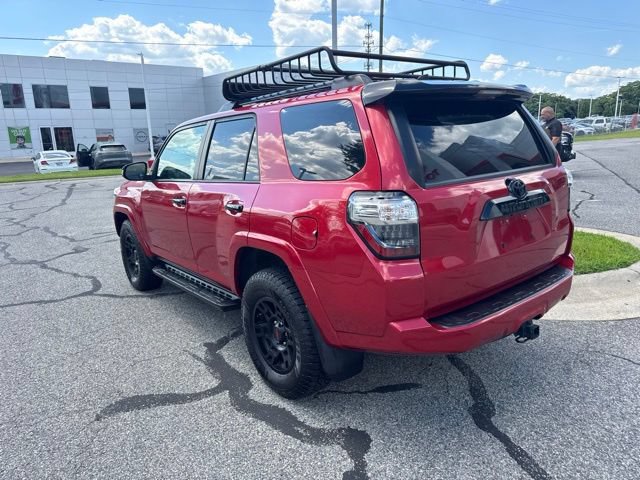 Used 2021 Toyota 4Runner Venture w/ Moonroof Package AWD/4WD image 9