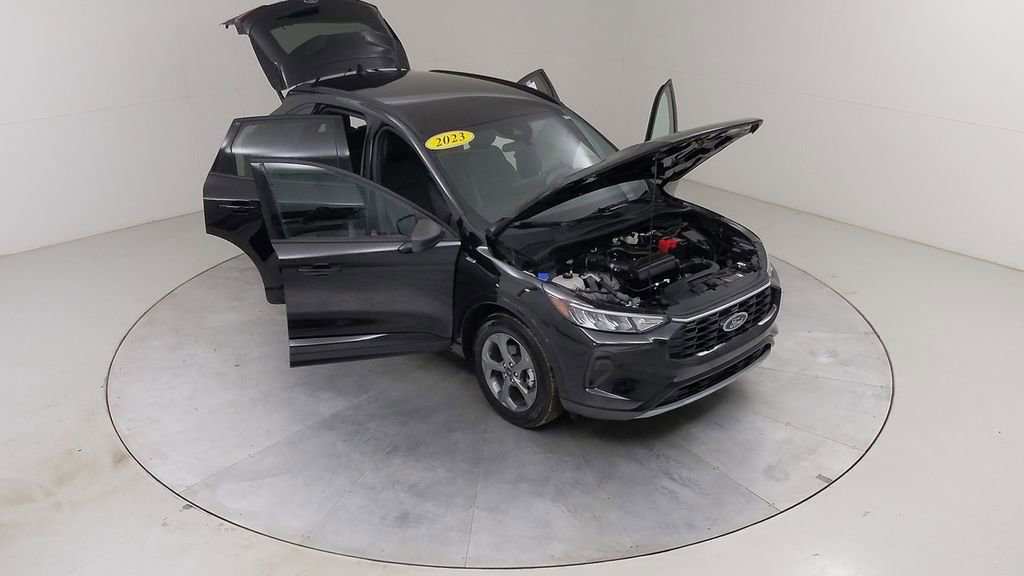 Certified 2023 Ford Escape ST-Line w/ Tech Pack #1 image 45
