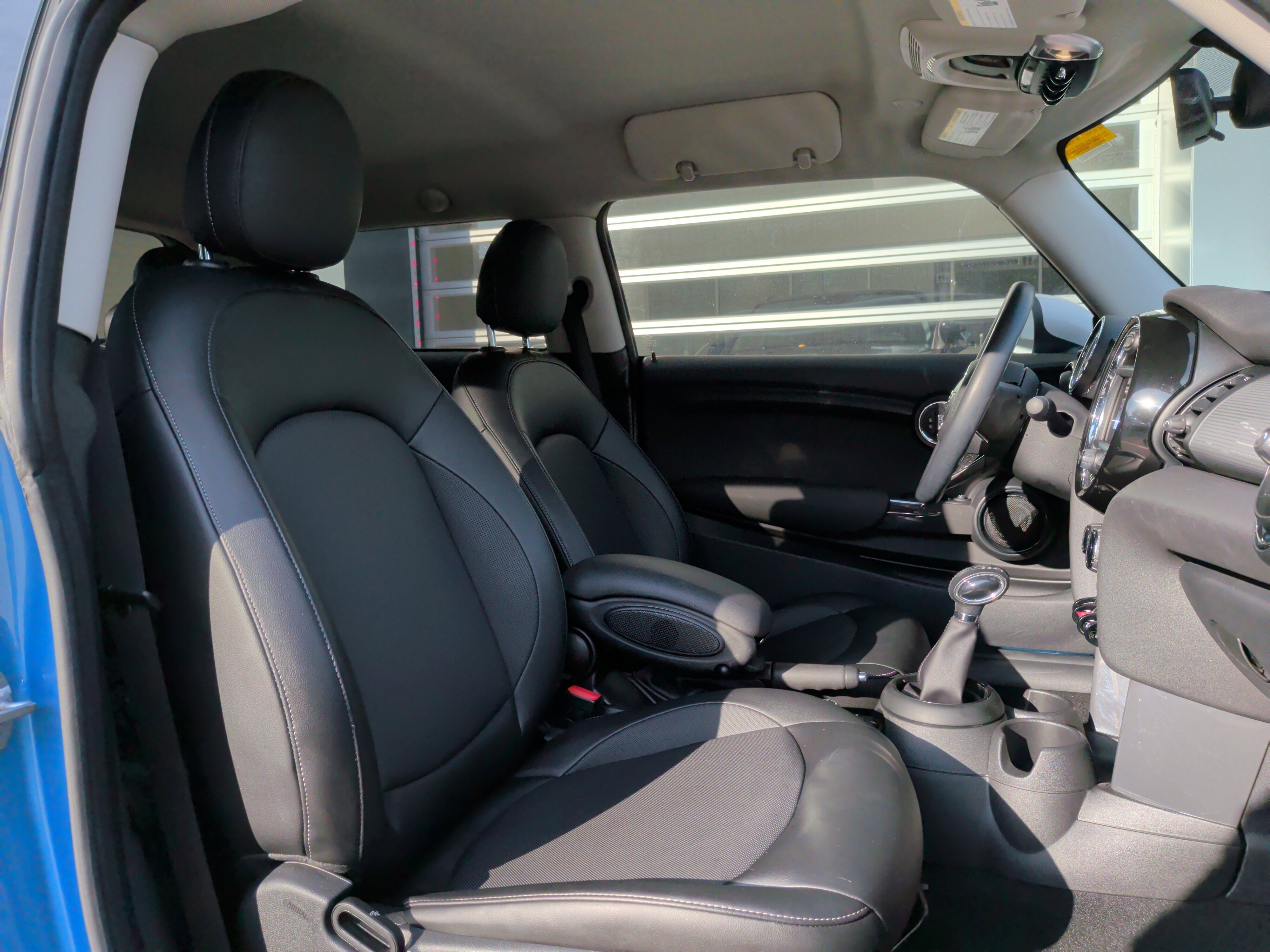 Used 2018 MINI Cooper 2-Door Hardtop image 33