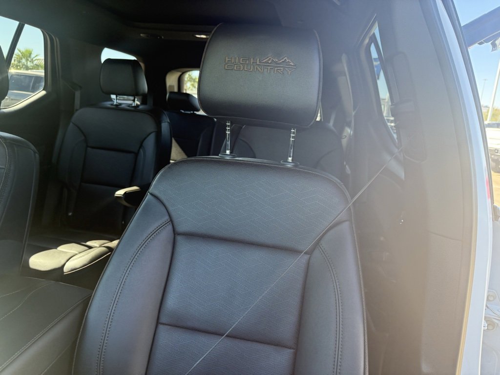 Used 2023 Chevrolet Traverse High Country w/ LPO, Floor Liner Package image 23