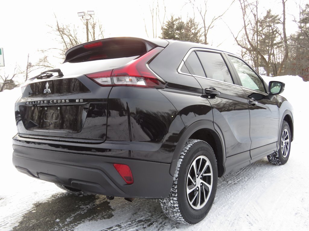 Used 2022 Mitsubishi Eclipse Cross ES image 5