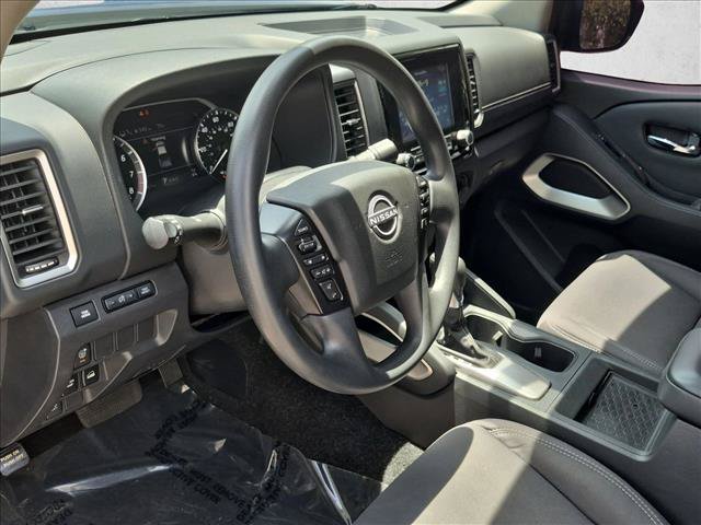 Used 2022 Nissan Frontier SV w/ Technology Package AWD/4WD image 10