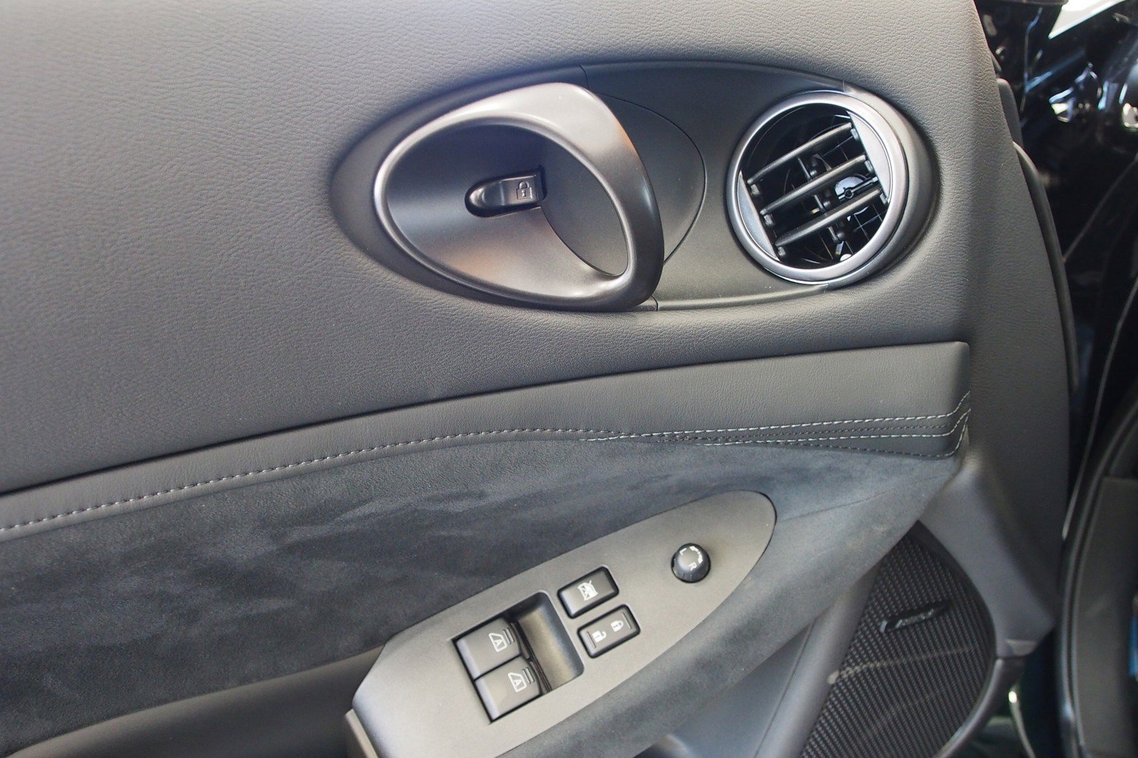 New 2026 Nissan Z Performance image 17