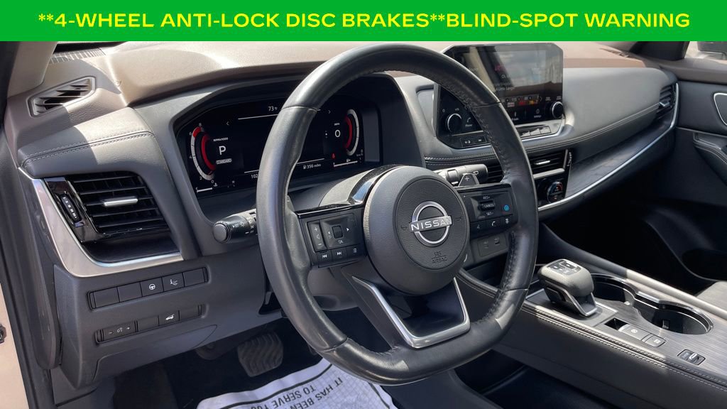 Used 2022 Nissan Rogue Platinum w/ Head-Up Display Package FWD image 15