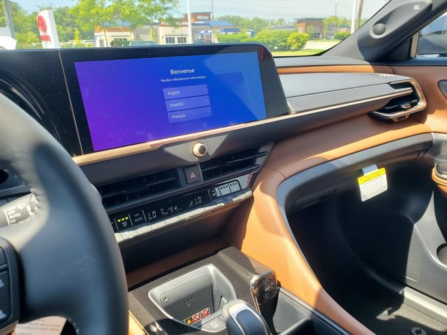 New 2026 Toyota Crown Signia AWD/4WD image 27