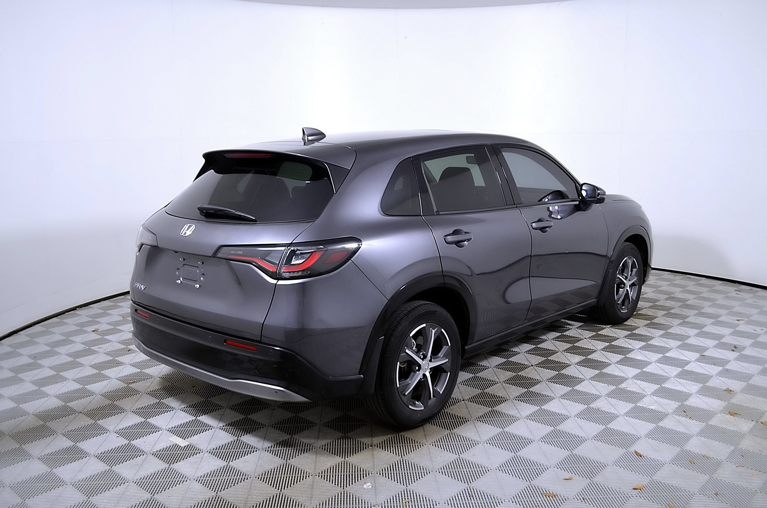 Used 2024 Honda HR-V EX-L image 7