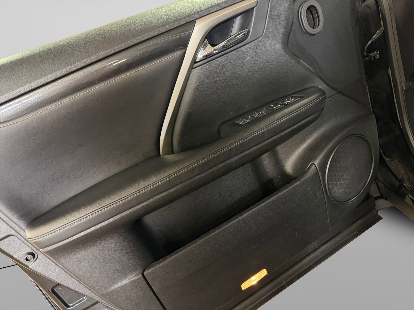 Used 2017 Lexus RX 350 AWD w/ Cold Weather Package image 15