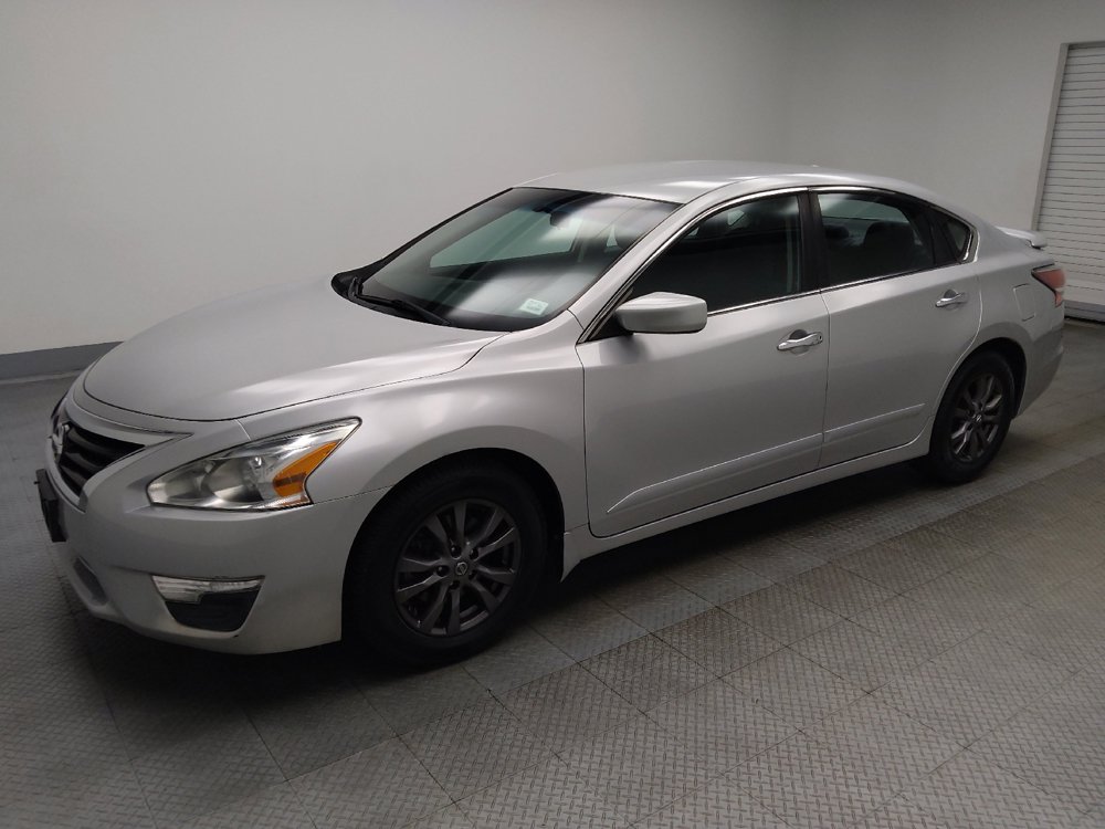 Used 2015 Nissan Altima 2.5 S w/ Special Edition Package FWD image 2