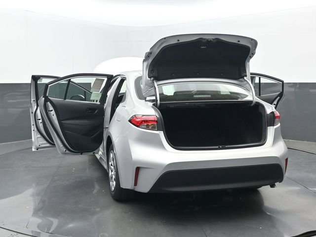 New 2026 Toyota Corolla LE FWD image 33