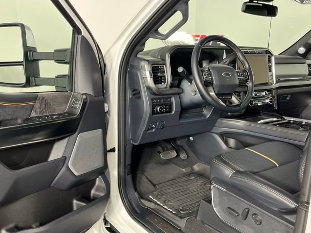 Used 2024 Ford F350 Platinum w/ FX4 Off-Road Package image 23