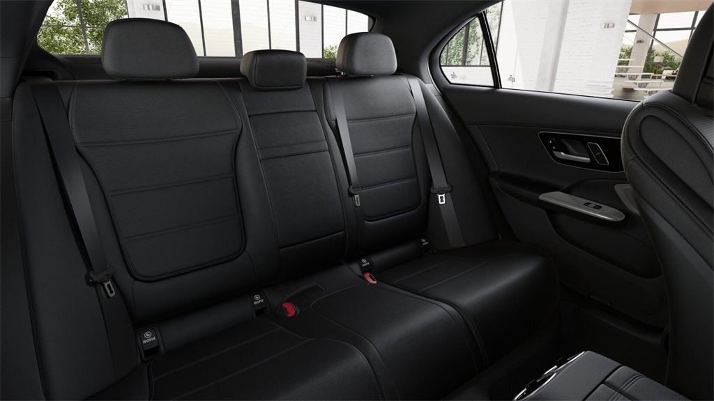 Used 2025 Mercedes-Benz C 300 Sedan image 40