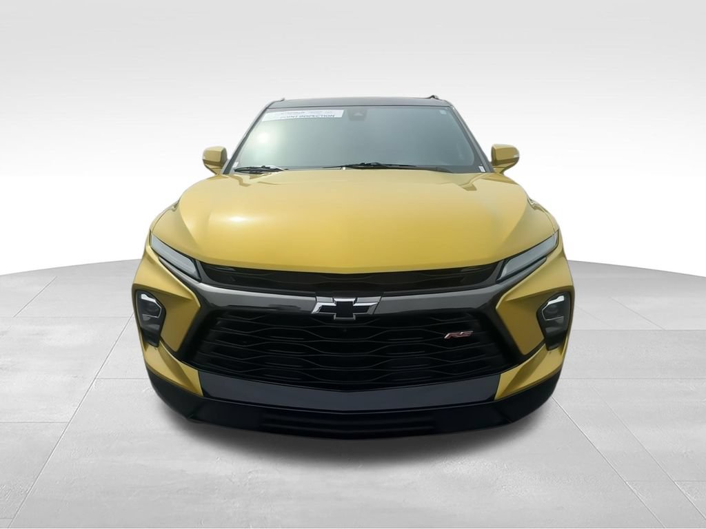 Used 2023 Chevrolet Blazer RS w/ Driver Confidence II Package AWD/4WD image 3
