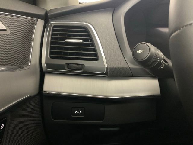 Certified 2024 Volvo XC90 B5 Core w/ Protection Package Premier image 20