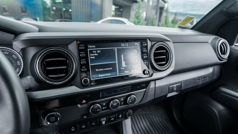 Used 2022 Toyota Tacoma TRD Off-Road w/ Technology Package RWD image 32