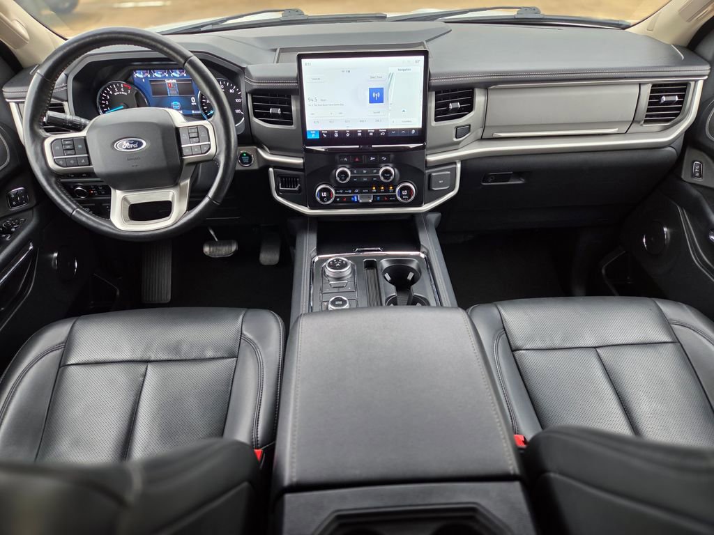 Used 2024 Ford Expedition Max XLT AWD/4WD image 9