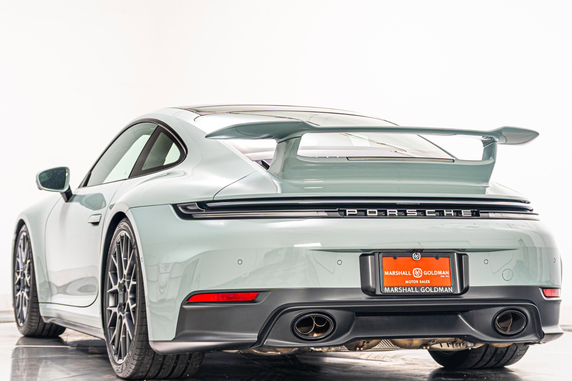 Used 2025 Porsche 911 Carrera image 7