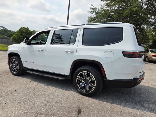 Used 2024 Jeep Wagoneer 2WD w/ Premium Group I image 5
