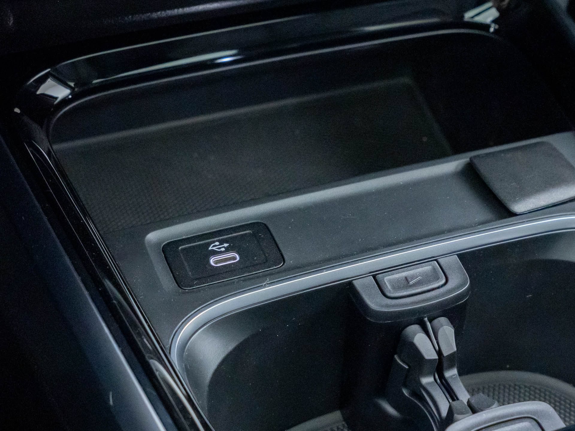 New 2026 Mercedes-Benz GLB 250 4MATIC image 25