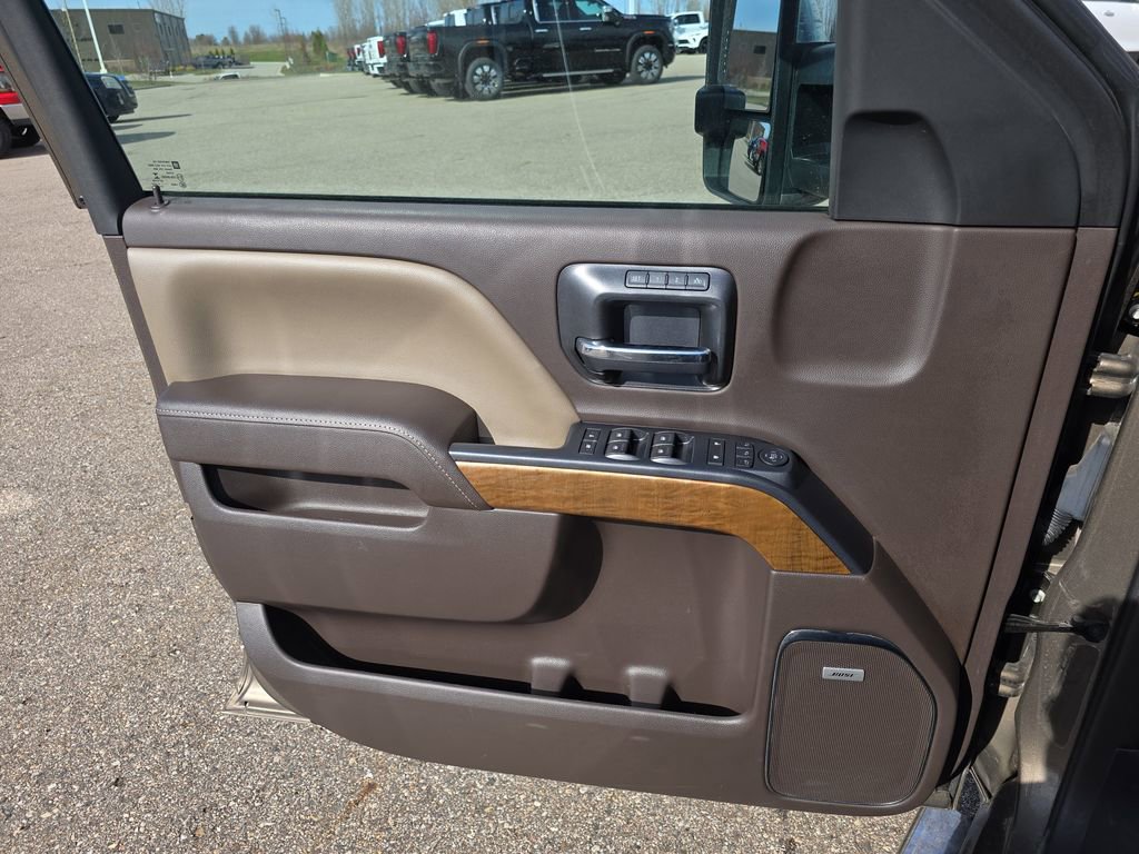 Used 2015 Chevrolet Silverado 1500 LTZ w/ LTZ Plus Package image 28