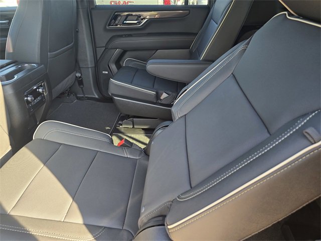 New 2026 GMC Yukon XL Elevation image 9
