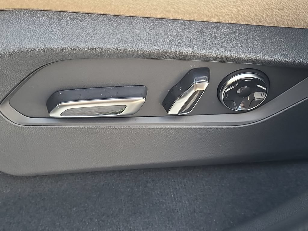 New 2026 Acura MDX SH-AWD image 19