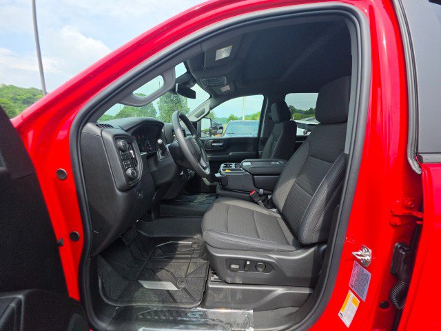 New 2026 Chevrolet Silverado 2500 Custom w/ Custom Value Package AWD/4WD image 25