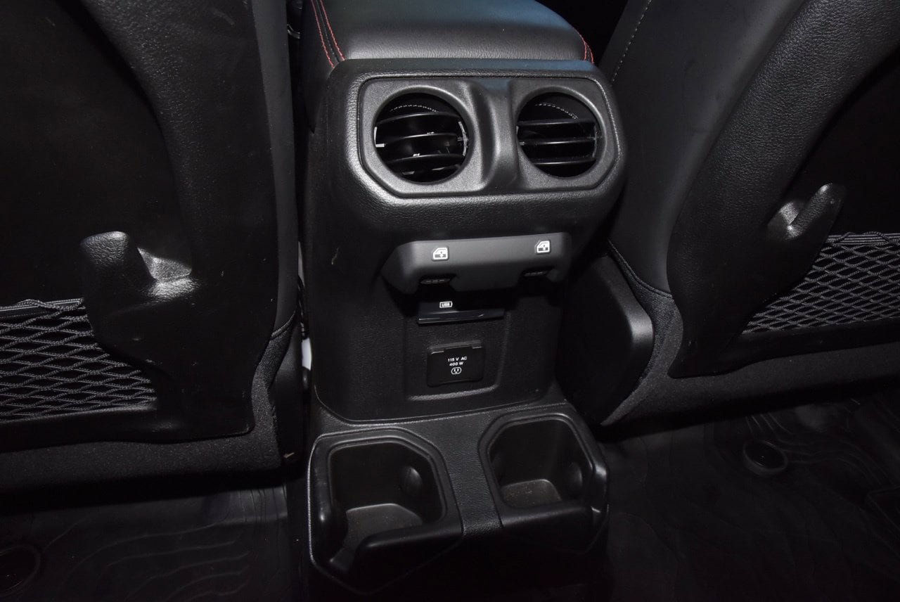 Used 2025 Jeep Gladiator Rubicon AWD/4WD image 19