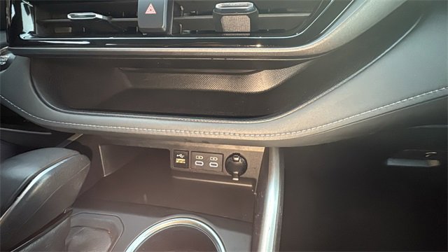 Used 2024 Toyota Highlander LE image 18