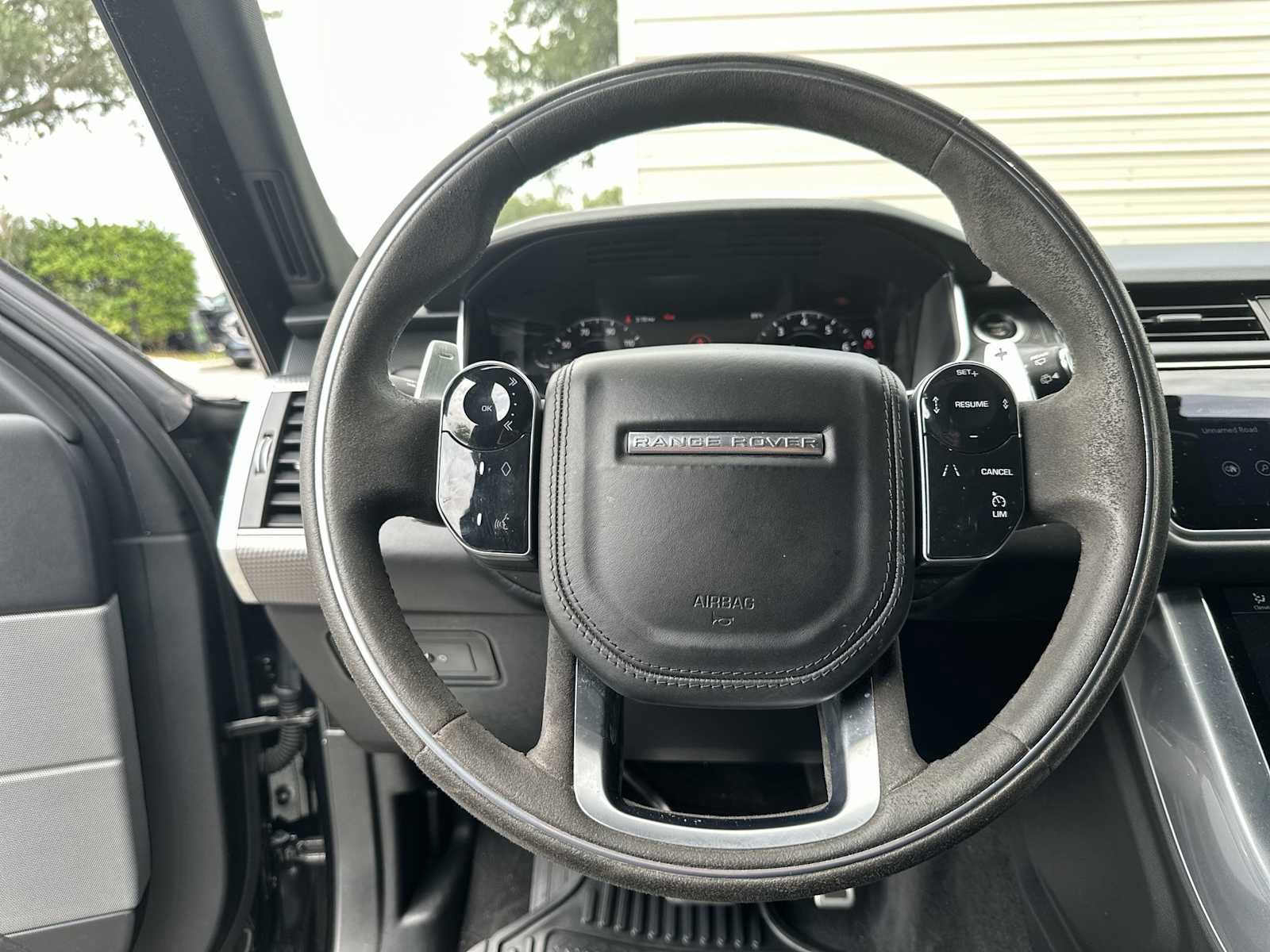 Used 2020 Land Rover Range Rover Sport HST AWD/4WD image 28