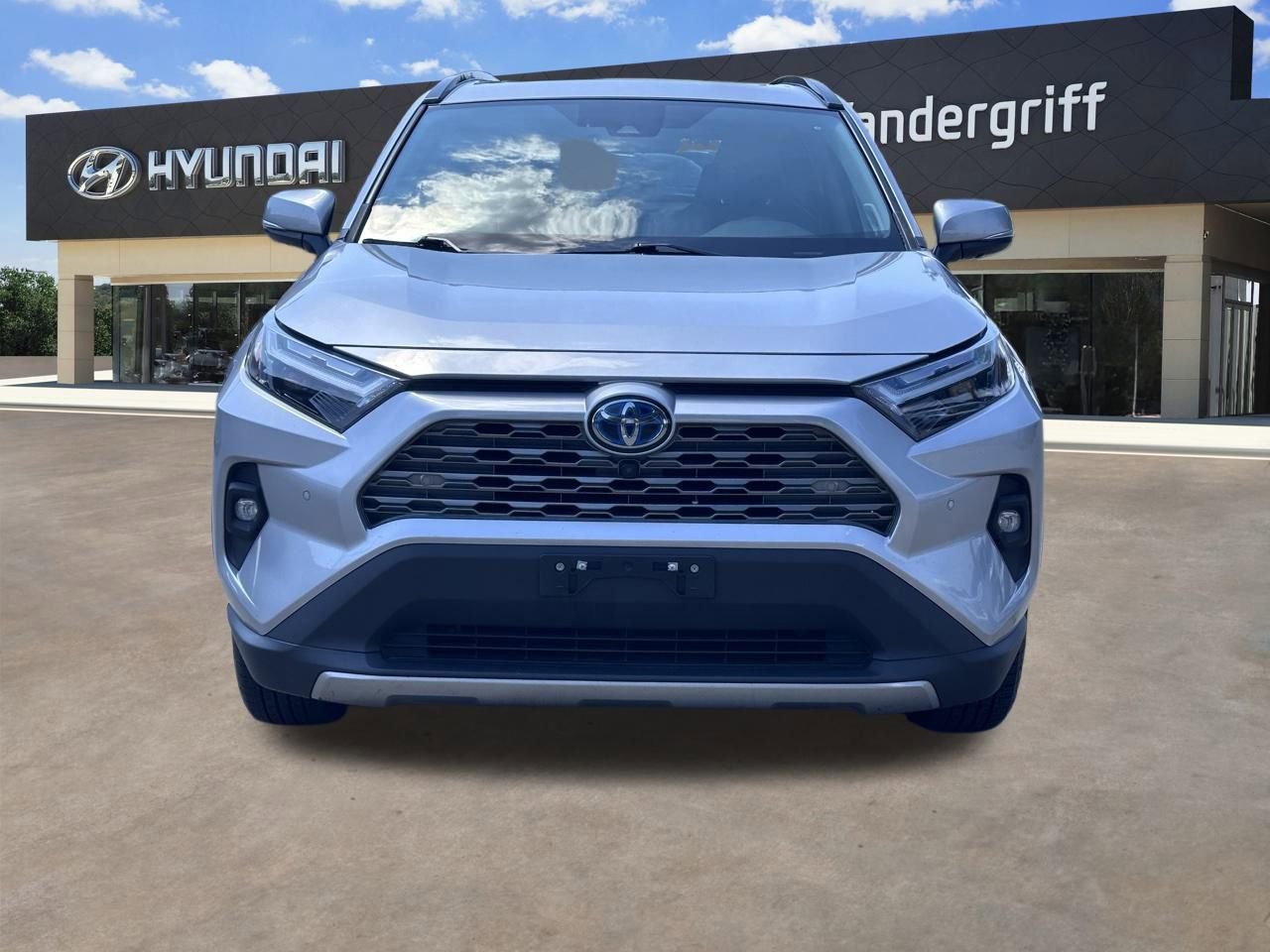 Used 2022 Toyota RAV4 Limited image 5