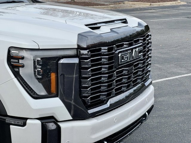 Used 2024 GMC Sierra 2500 Denali Ultimate w/ Max Trailering Package image 14