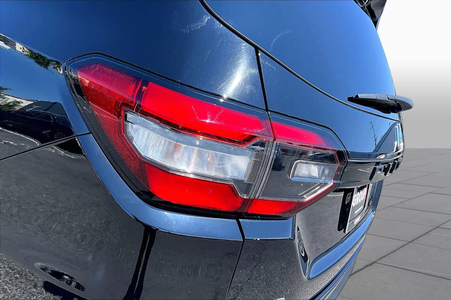 Used 2024 Honda Pilot Touring image 29