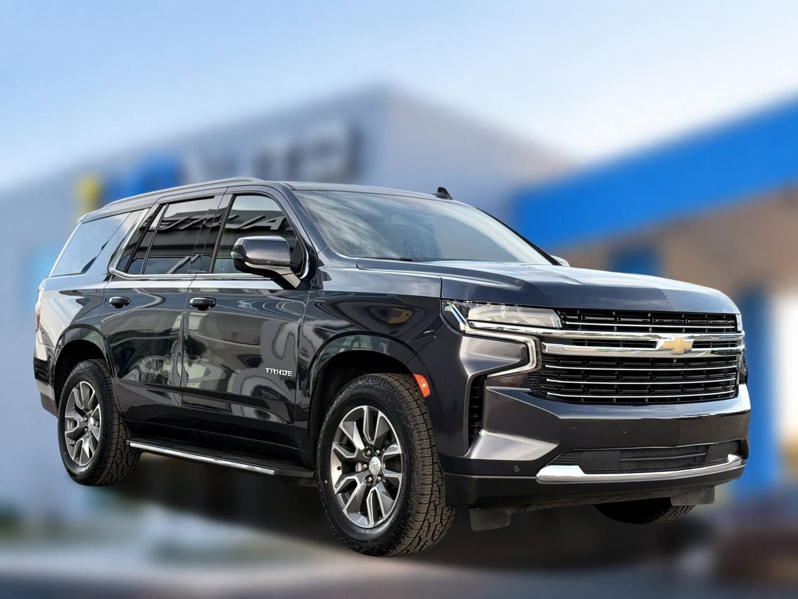 Used 2023 Chevrolet Tahoe LT w/ Luxury Package image 6