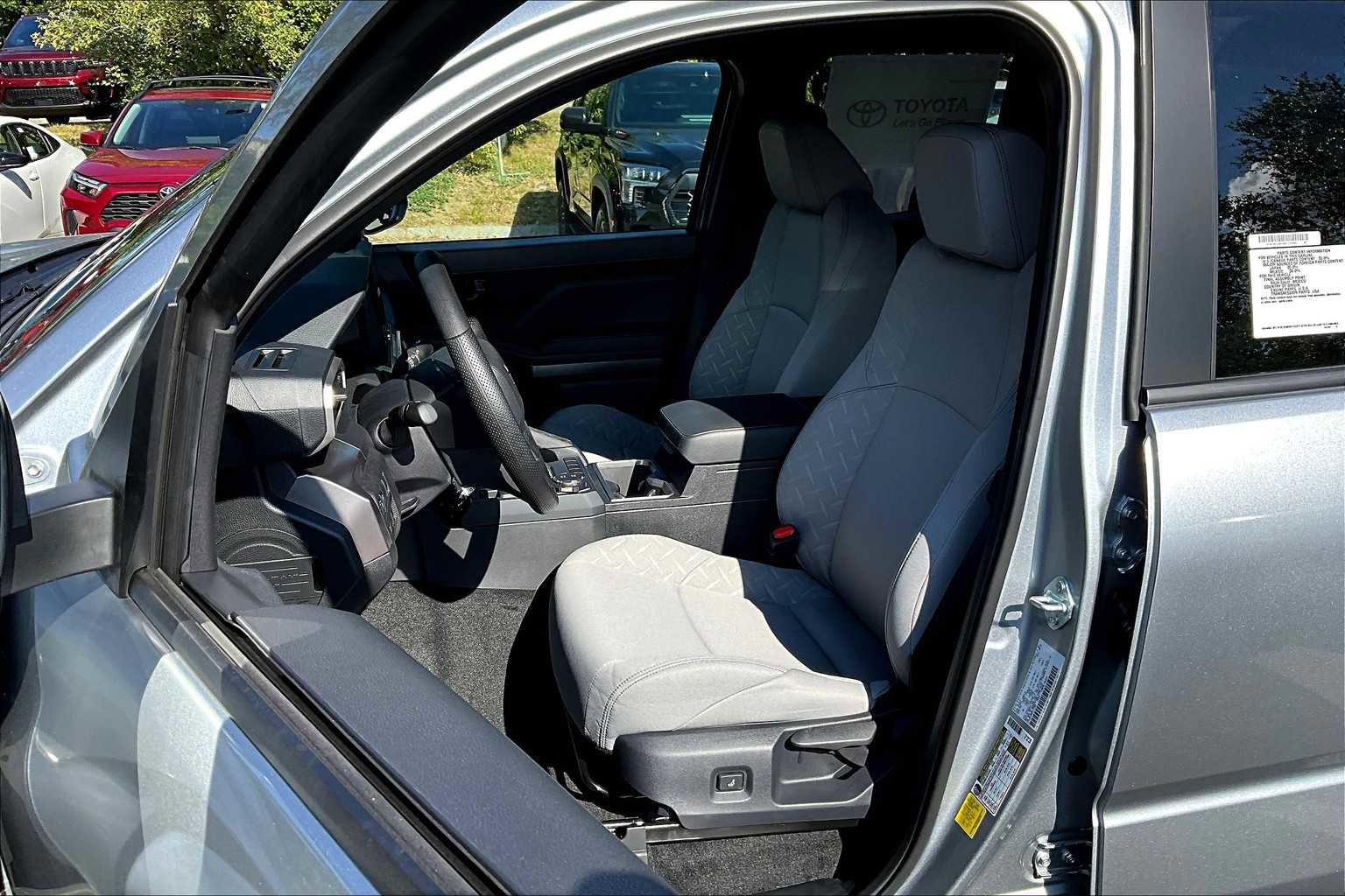 New 2025 Toyota Tacoma SR5 image 9