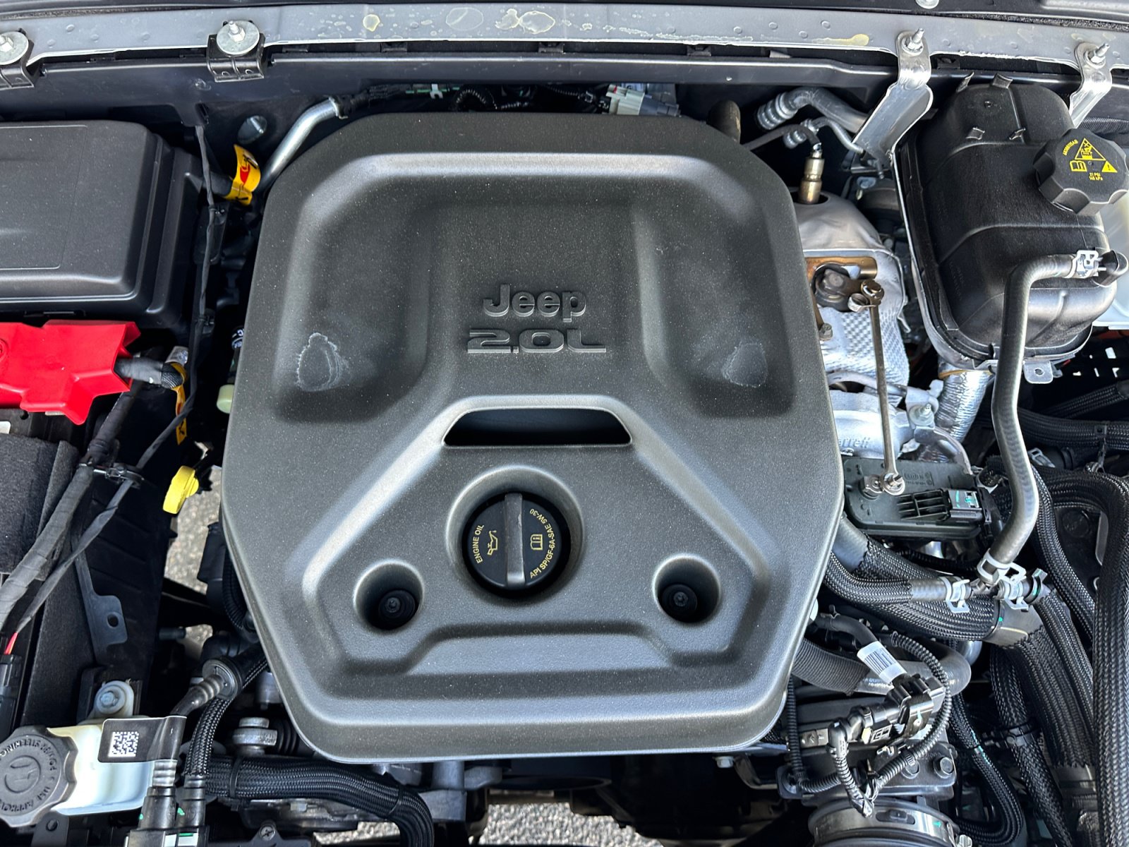 Used 2023 Jeep Wrangler Unlimited Sahara AWD/4WD image 34