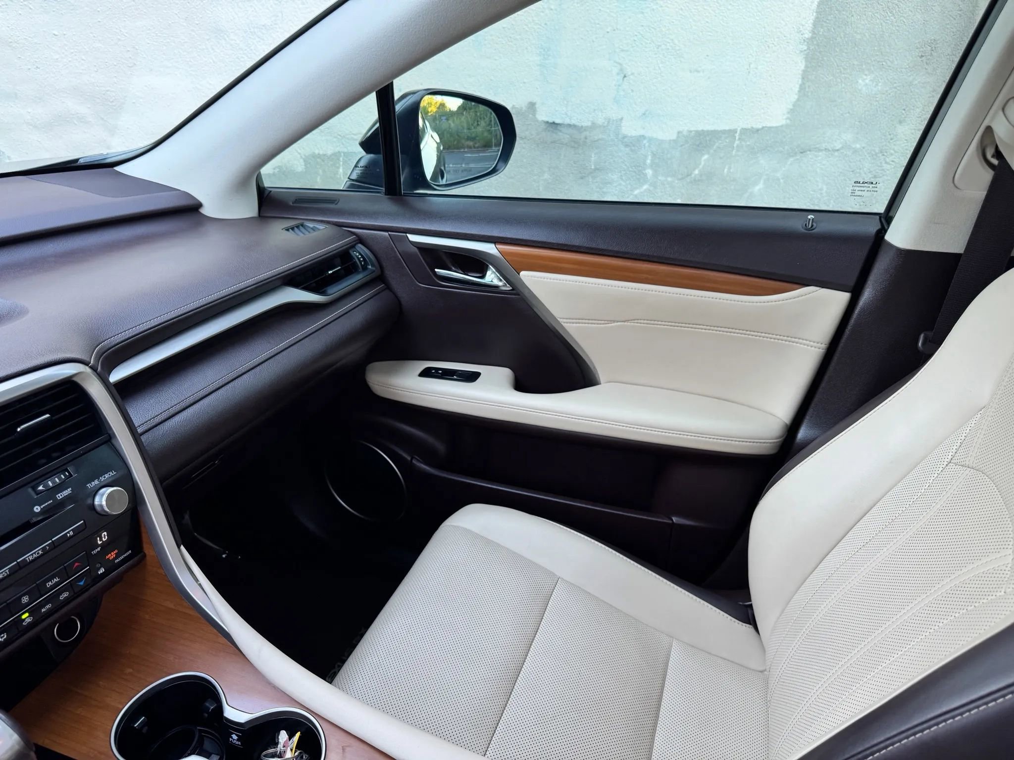 Used 2018 Lexus RX 350 FWD w/ Premium Package image 22