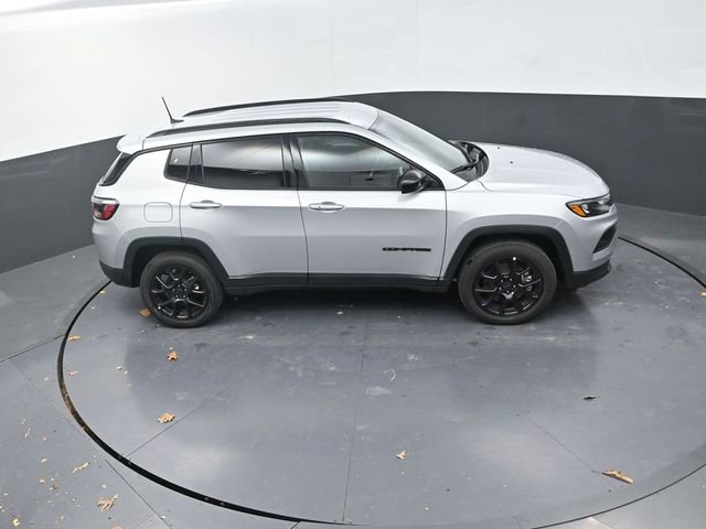 New 2026 Jeep Compass Latitude AWD/4WD image 19
