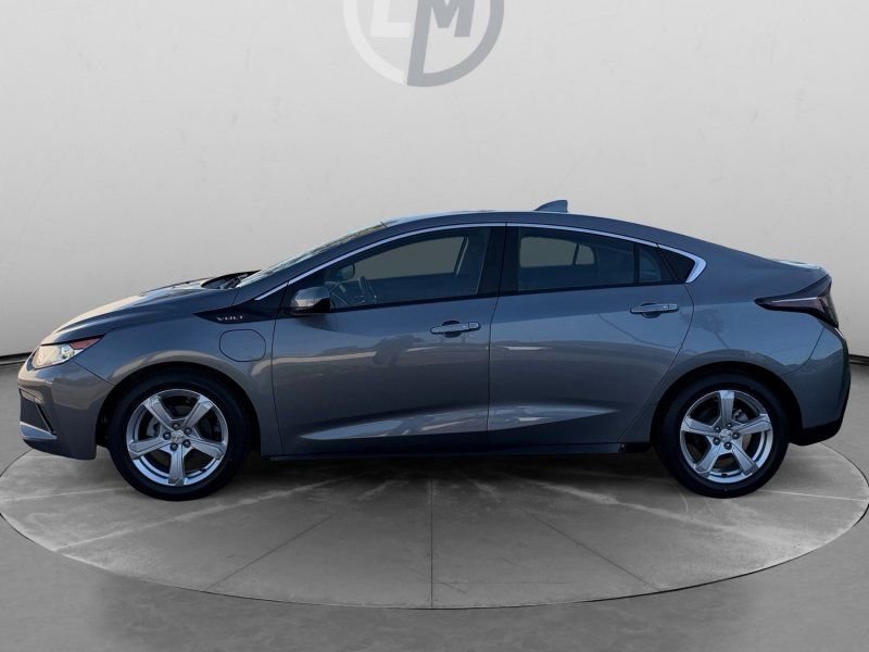 Used 2018 Chevrolet Volt LT image 2